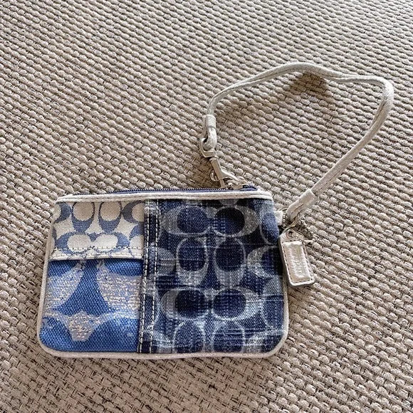 Coach Wristlet - Picture 2 of 2